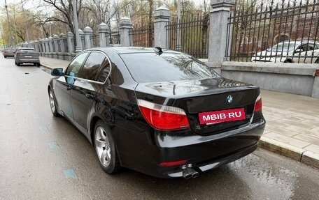 BMW 5 серия, 2003 год, 800 000 рублей, 2 фотография