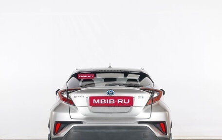 Toyota C-HR I рестайлинг, 2018 год, 1 959 000 рублей, 6 фотография
