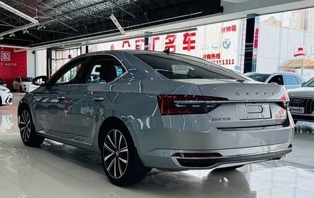 Skoda Superb III рестайлинг, 2022 год, 2 361 000 рублей, 5 фотография