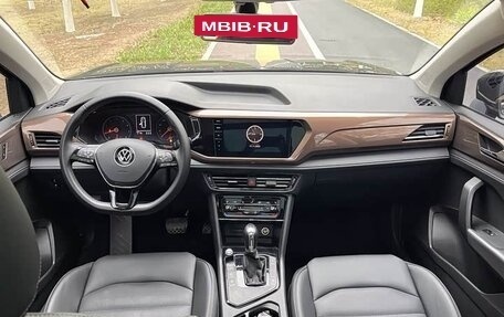 Volkswagen Tharu, 2022 год, 2 209 000 рублей, 10 фотография
