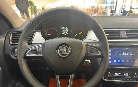 Skoda Rapid II, 2022 год, 1 538 000 рублей, 12 фотография