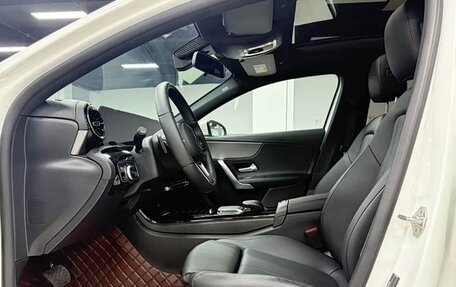 Mercedes-Benz A-Класс, 2022 год, 2 271 000 рублей, 7 фотография