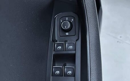 Skoda Karoq I, 2022 год, 2 175 000 рублей, 12 фотография