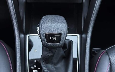 Skoda Karoq I, 2022 год, 2 175 000 рублей, 13 фотография