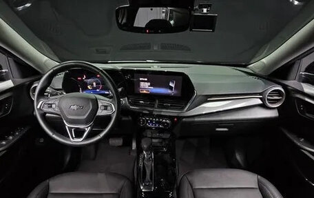 Chevrolet Trax, 2023 год, 1 804 000 рублей, 6 фотография