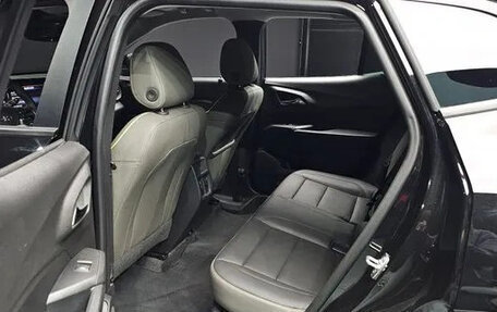 Chevrolet Trax, 2023 год, 1 804 000 рублей, 14 фотография