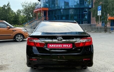 Toyota Camry, 2014 год, 1 990 000 рублей, 5 фотография
