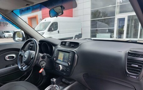 KIA Soul II рестайлинг, 2018 год, 1 700 000 рублей, 25 фотография