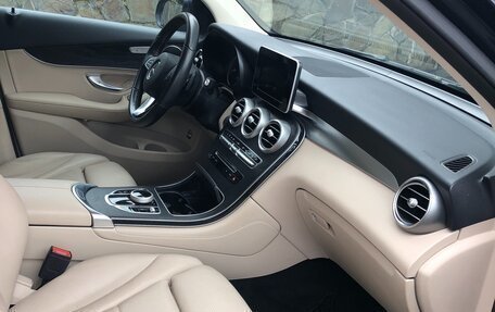 Mercedes-Benz GLC, 2019 год, 3 900 000 рублей, 6 фотография