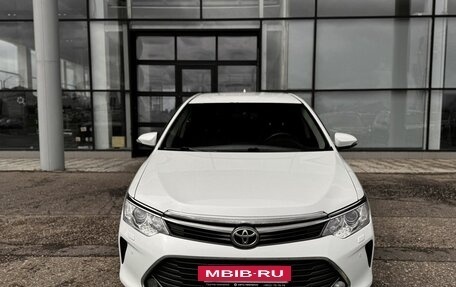 Toyota Camry, 2015 год, 2 090 000 рублей, 3 фотография