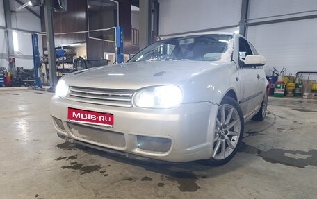 Volkswagen Golf IV, 2001 год, 435 000 рублей, 1 фотография