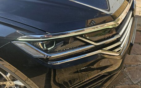 Volkswagen Touareg III, 2018 год, 5 900 000 рублей, 4 фотография