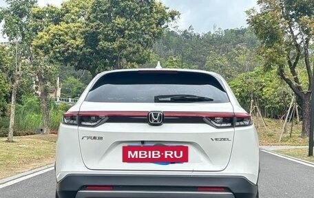 Honda Vezel, 2023 год, 1 650 417 рублей, 5 фотография