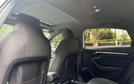 Audi A3, 2022 год, 2 200 000 рублей, 10 фотография