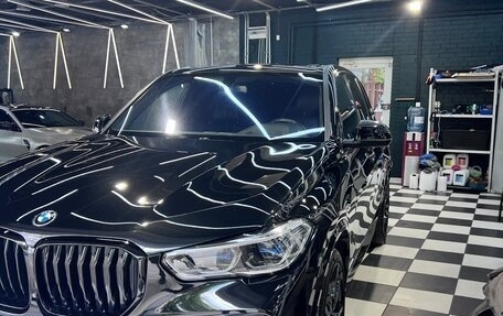 BMW X5, 2019 год, 6 290 000 рублей, 2 фотография