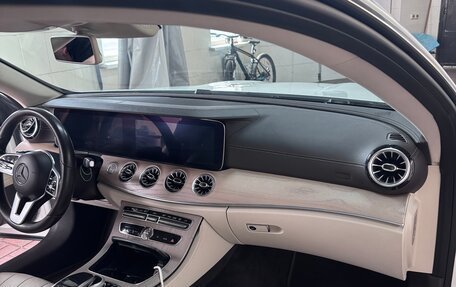 Mercedes-Benz E-Класс, 2018 год, 3 690 000 рублей, 6 фотография
