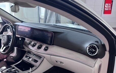 Mercedes-Benz E-Класс, 2018 год, 3 690 000 рублей, 3 фотография