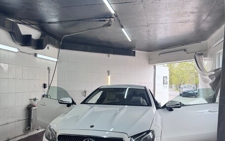 Mercedes-Benz E-Класс, 2018 год, 3 690 000 рублей, 7 фотография