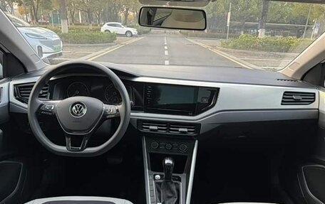 Volkswagen Polo, 2023 год, 1 415 000 рублей, 8 фотография