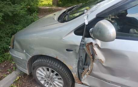 Nissan Tino, 1999 год, 220 000 рублей, 5 фотография