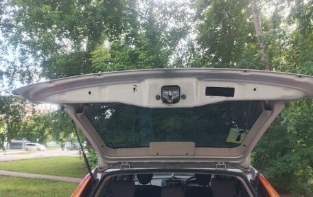 Nissan Tino, 1999 год, 220 000 рублей, 6 фотография