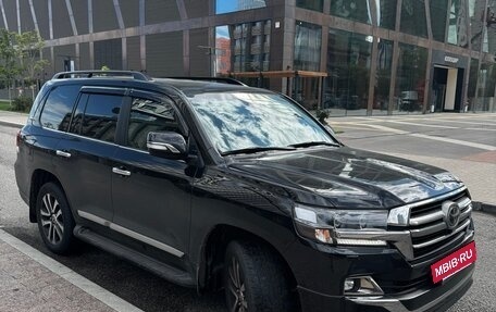 Toyota Land Cruiser 200, 2019 год, 7 850 000 рублей, 7 фотография