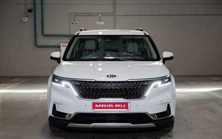 KIA Carnival, 2020 год, 3 790 000 рублей, 2 фотография