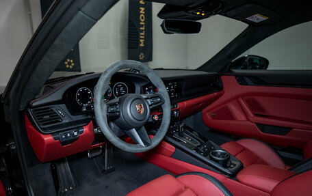 Porsche 911, 2025 год, 27 400 000 рублей, 16 фотография