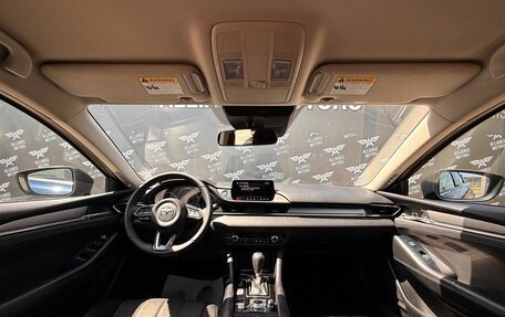 Mazda 6, 2018 год, 1 900 000 рублей, 13 фотография