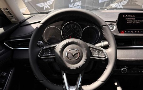 Mazda 6, 2018 год, 1 900 000 рублей, 15 фотография