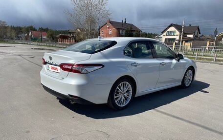 Toyota Camry, 2020 год, 3 300 000 рублей, 11 фотография