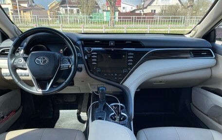 Toyota Camry, 2020 год, 3 300 000 рублей, 16 фотография