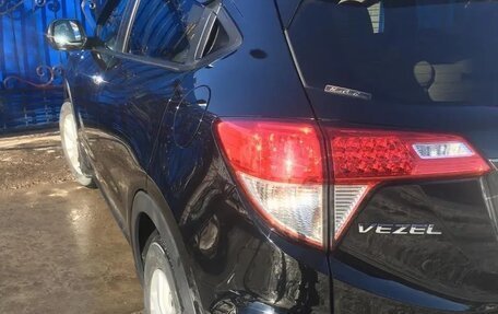 Honda Vezel, 2019 год, 1 890 000 рублей, 3 фотография