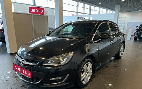 Opel Astra J, 2014 год, 825 000 рублей, 7 фотография