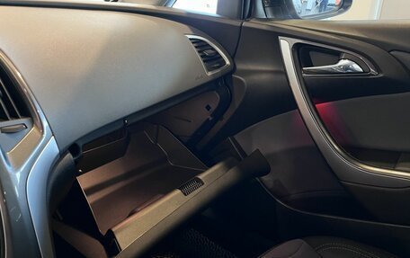 Opel Astra J, 2014 год, 825 000 рублей, 30 фотография