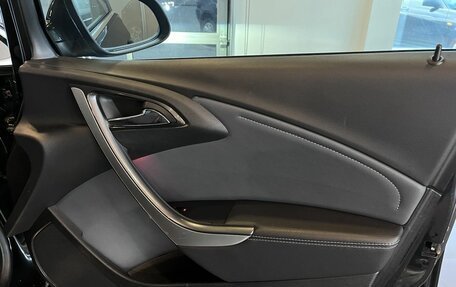 Opel Astra J, 2014 год, 825 000 рублей, 28 фотография