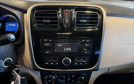 Renault Logan II, 2018 год, 918 000 рублей, 13 фотография