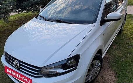 Volkswagen Polo VI (EU Market), 2017 год, 940 000 рублей, 3 фотография