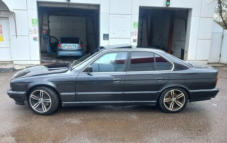 BMW 5 серия, 1990 год, 400 000 рублей, 6 фотография