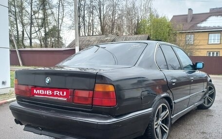 BMW 5 серия, 1990 год, 400 000 рублей, 12 фотография