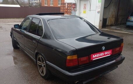 BMW 5 серия, 1990 год, 400 000 рублей, 9 фотография