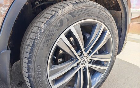 Volkswagen Touareg III, 2013 год, 2 250 000 рублей, 11 фотография