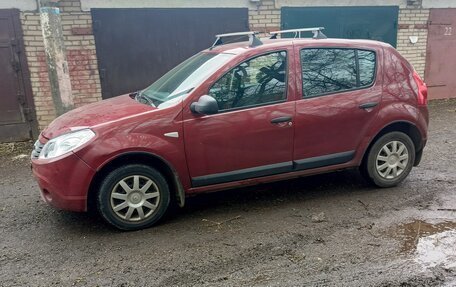 Renault Sandero I, 2012 год, 600 000 рублей, 2 фотография