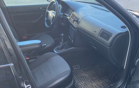 Volkswagen Golf IV, 2000 год, 350 000 рублей, 14 фотография