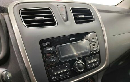 Renault Sandero II рестайлинг, 2017 год, 852 840 рублей, 12 фотография