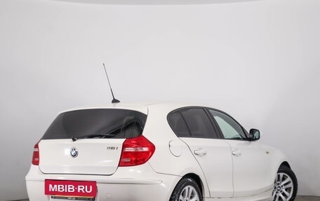 BMW 1 серия, 2011 год, 899 000 рублей, 5 фотография