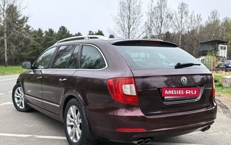 Skoda Superb III рестайлинг, 2011 год, 935 000 рублей, 9 фотография