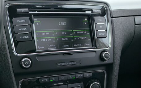 Skoda Superb III рестайлинг, 2011 год, 935 000 рублей, 18 фотография