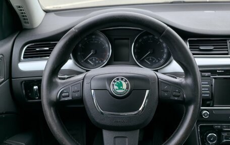 Skoda Superb III рестайлинг, 2011 год, 935 000 рублей, 15 фотография