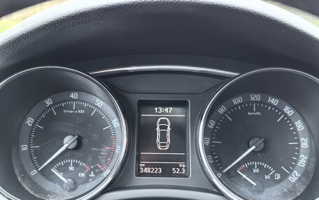 Skoda Superb III рестайлинг, 2011 год, 935 000 рублей, 17 фотография